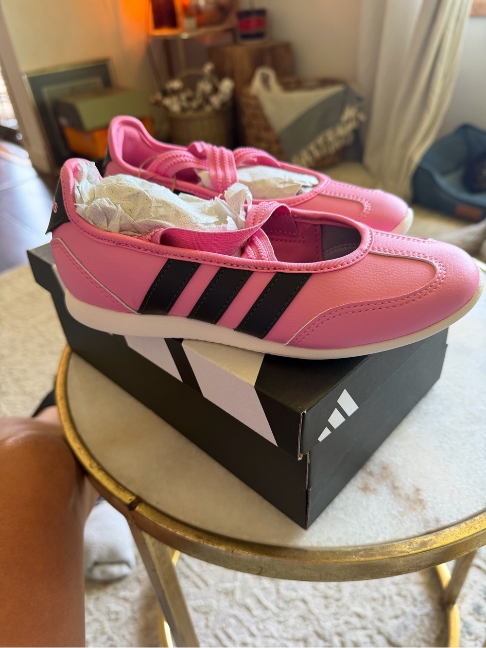 NWT adidas Barreda Mary Jane Pink Ballet Sneakers Girls Size 3.5Y